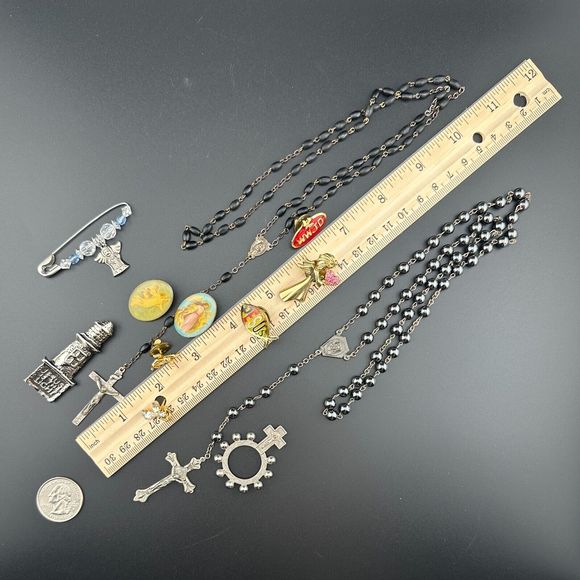 Lot Mix Christian Religious Catholic Faith Rosary Pins Jewelry Vintage to Now - Picture 3 of 12
